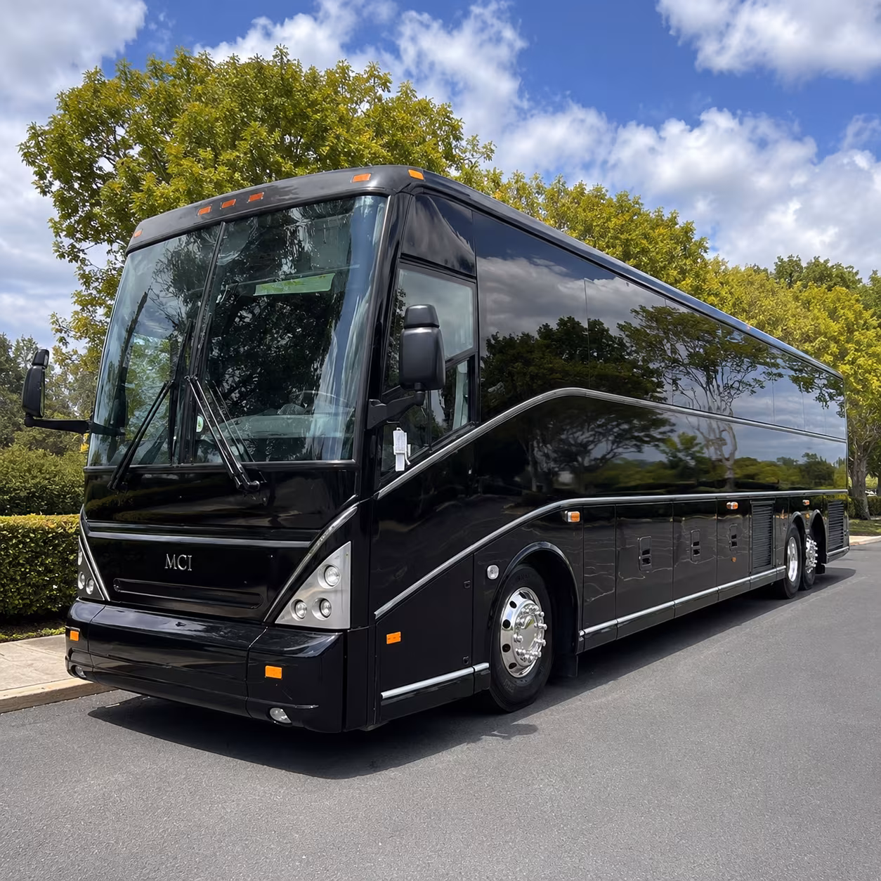 corporate shuttles and convention center group transportation