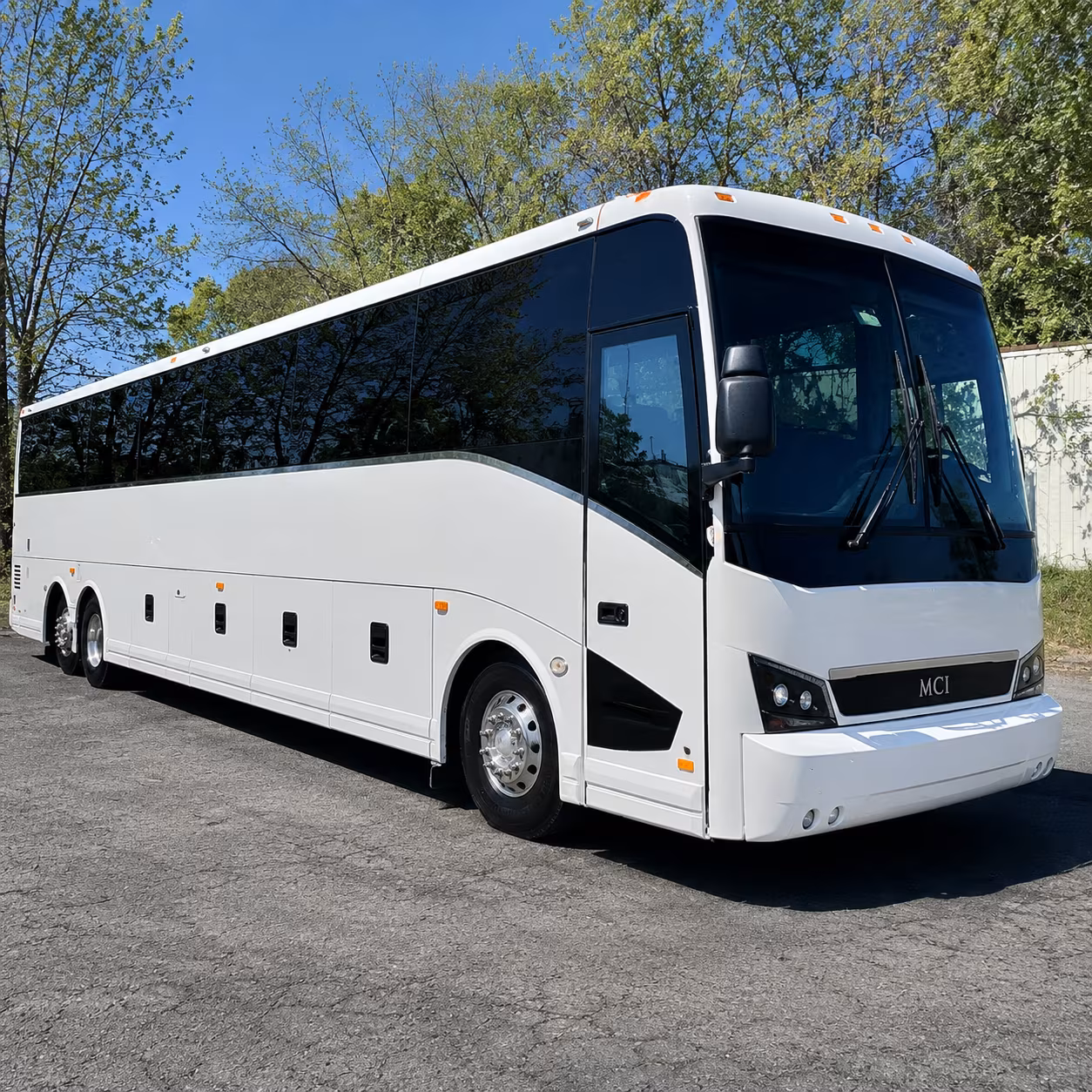 corporate shuttles between hartford s insurance district and suburban campuses