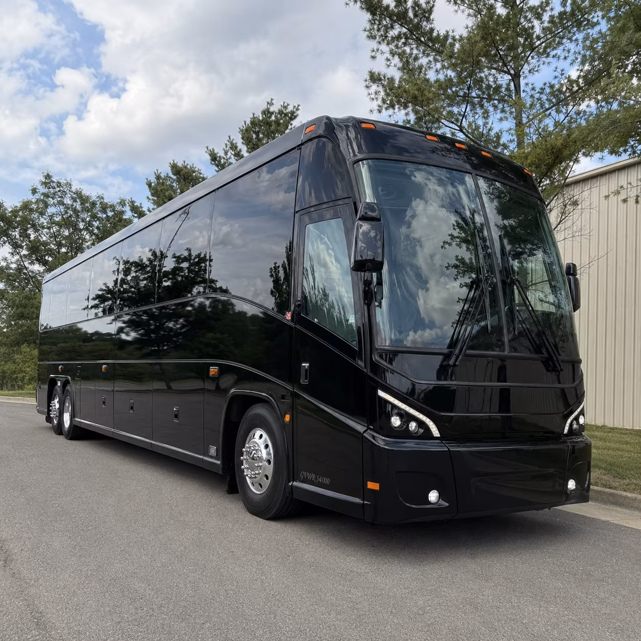 long distance military charters between hartford and subase new london
